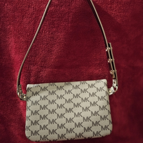 Michael Kors-Beige and Gray-Fanny Pack Belt Bag - Picture 7 of 14